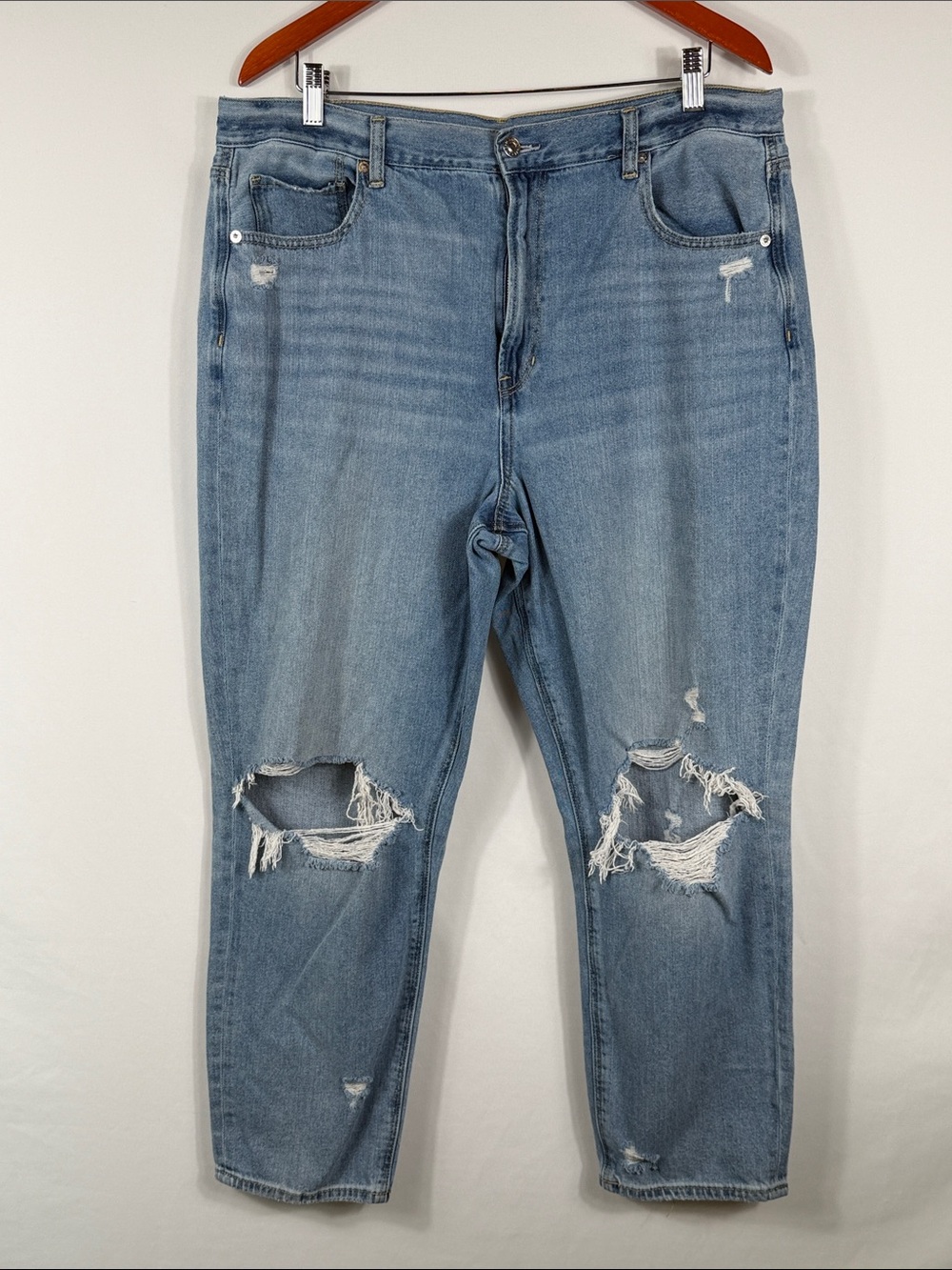 American Eagle Outfitters High-Rise Distressed Light Blue Jeans
